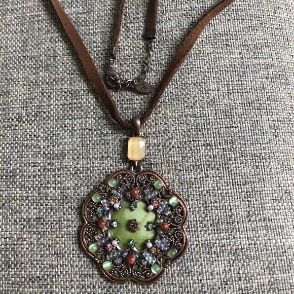 Jewelry-Necklace/GORGEOUS Handmade. One of a kind - Picture 2 of 2